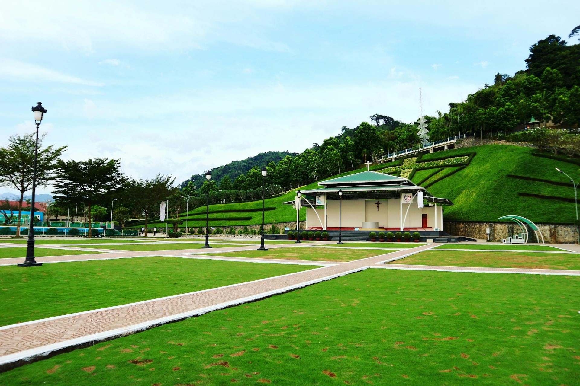 Sustainable lawn care for healthy landscapes